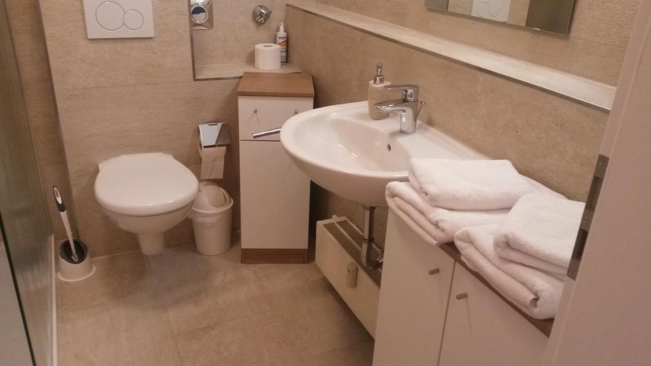 Altstadt-Ferienwohnung Rodica Limburg an der Lahn Bagian luar foto